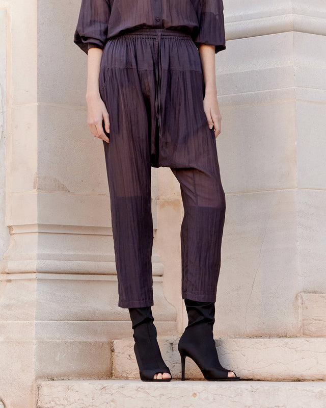 Pantalon sarouel en gaze de coton et soie grise - Pantalons & combinaisons Mes Demoiselles - Image 2