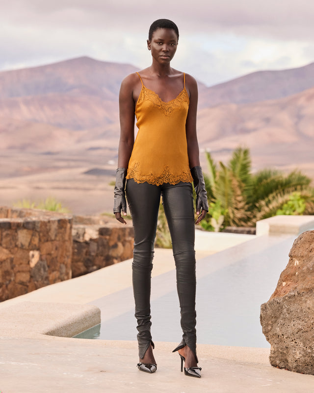 Caraco en soie et dentelle – Ocre - Chemises & tops Mes Demoiselles - Image 3