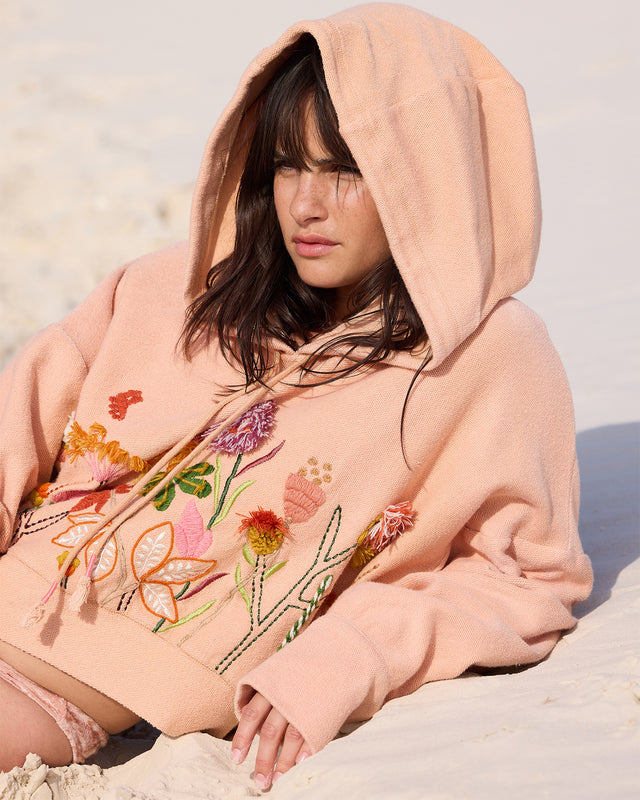 Hoodie Calpe - Rose : Sweat shirt rose poudré avec broderies florales Mes Demoiselles - Image 3