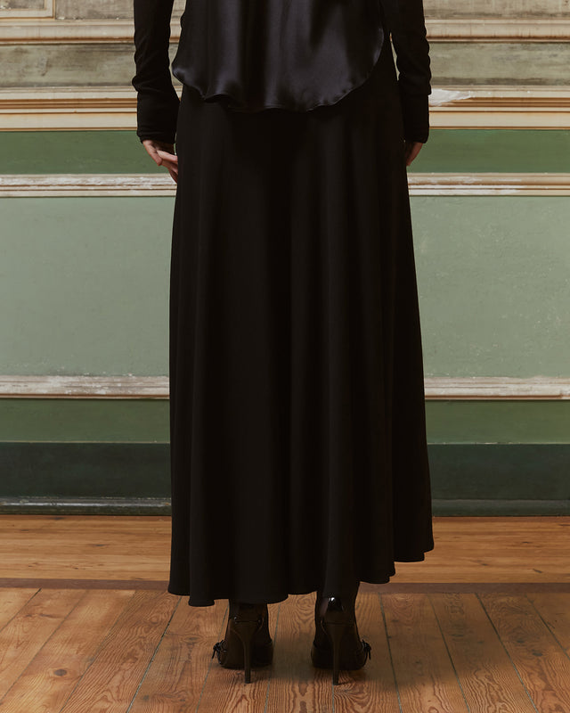 Jupe souple longue noire en tissus mélangé - Jupes & shorts Mes Demoiselles - Image 3