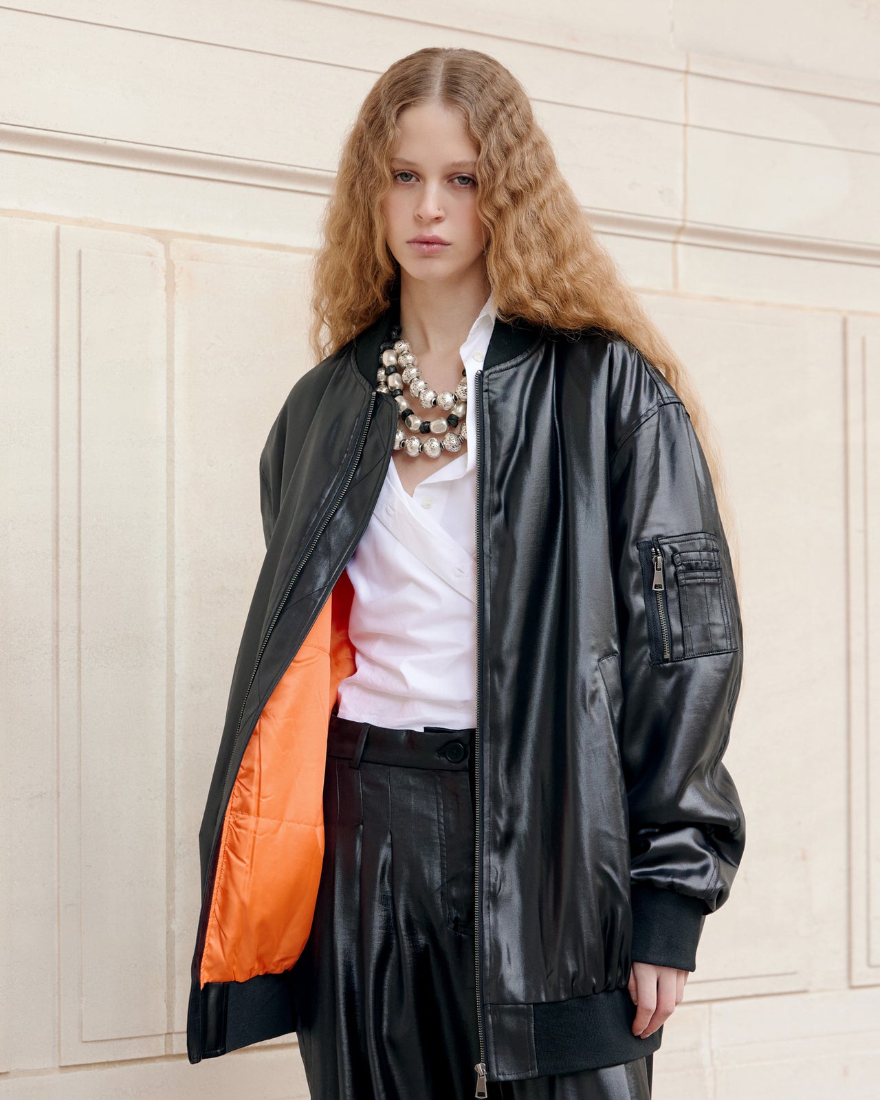 Veste Della - Noir : Bomber en satin noir shiny Mes Demoiselles - Image 7
