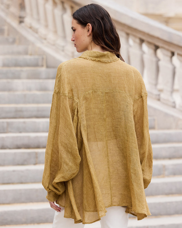 Chemise au joli volume en lin couleur beige - Chemises & tops Mes Demoiselles - Image 2