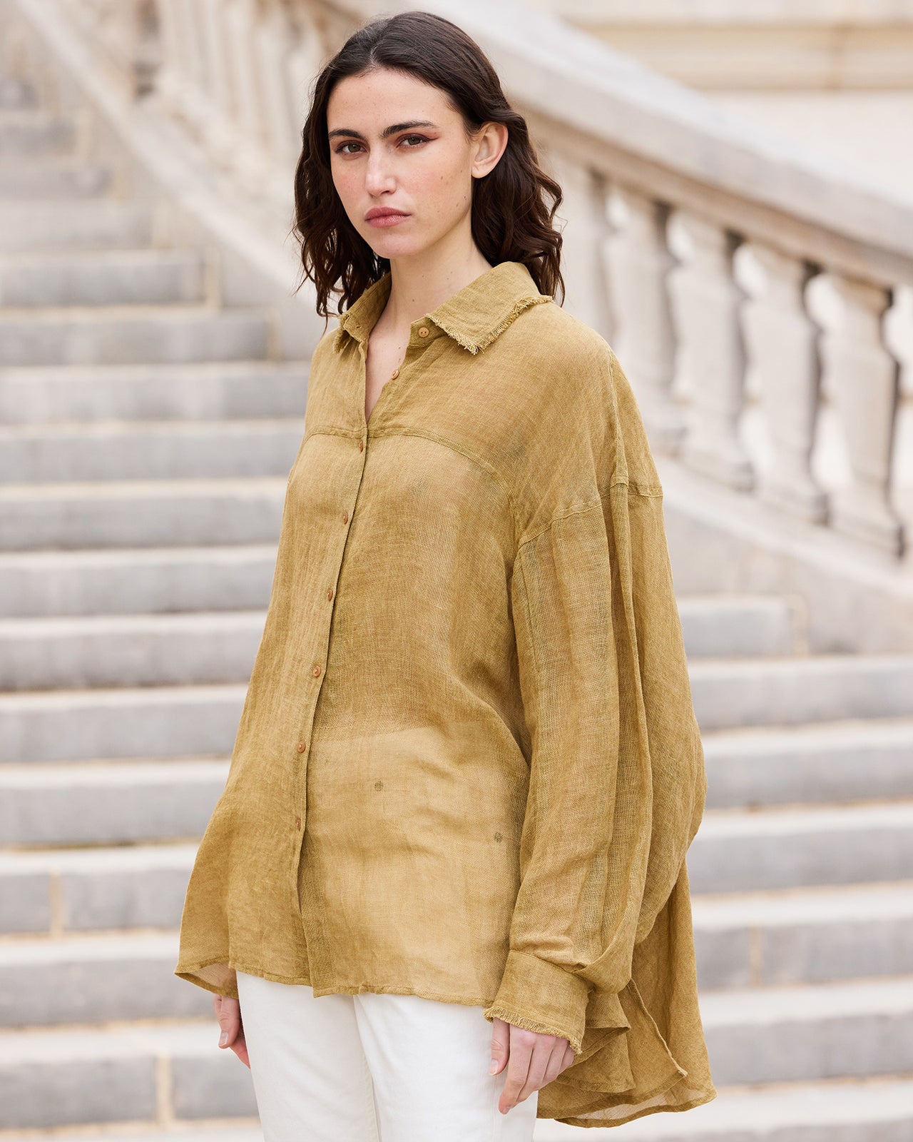 Chemise Flory - Ocre : Chemise au joli volume en lin couleur beige Mes Demoiselles - Image 4
