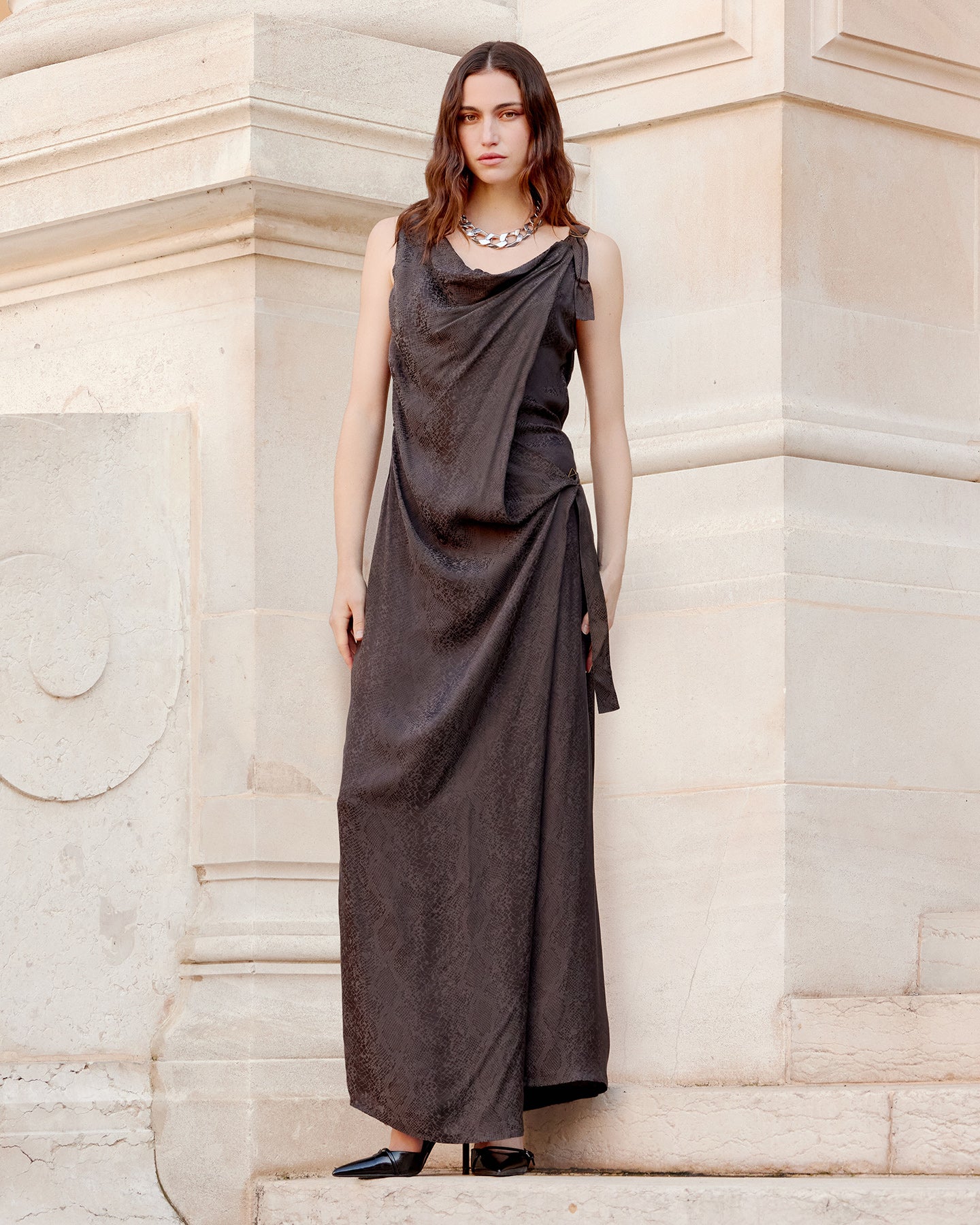 Robe noire longue habillée imprimé fondu reptile - Robes Mes Demoiselles