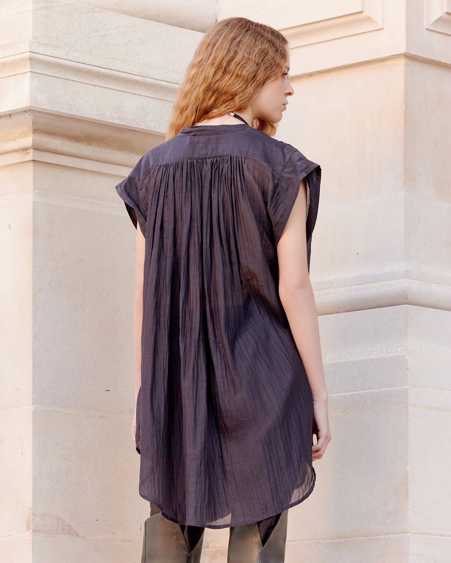 Chemise Lana - Gris Violine : Chemise longue sans manches en gaze de coton et soie grise Mes Demoiselles