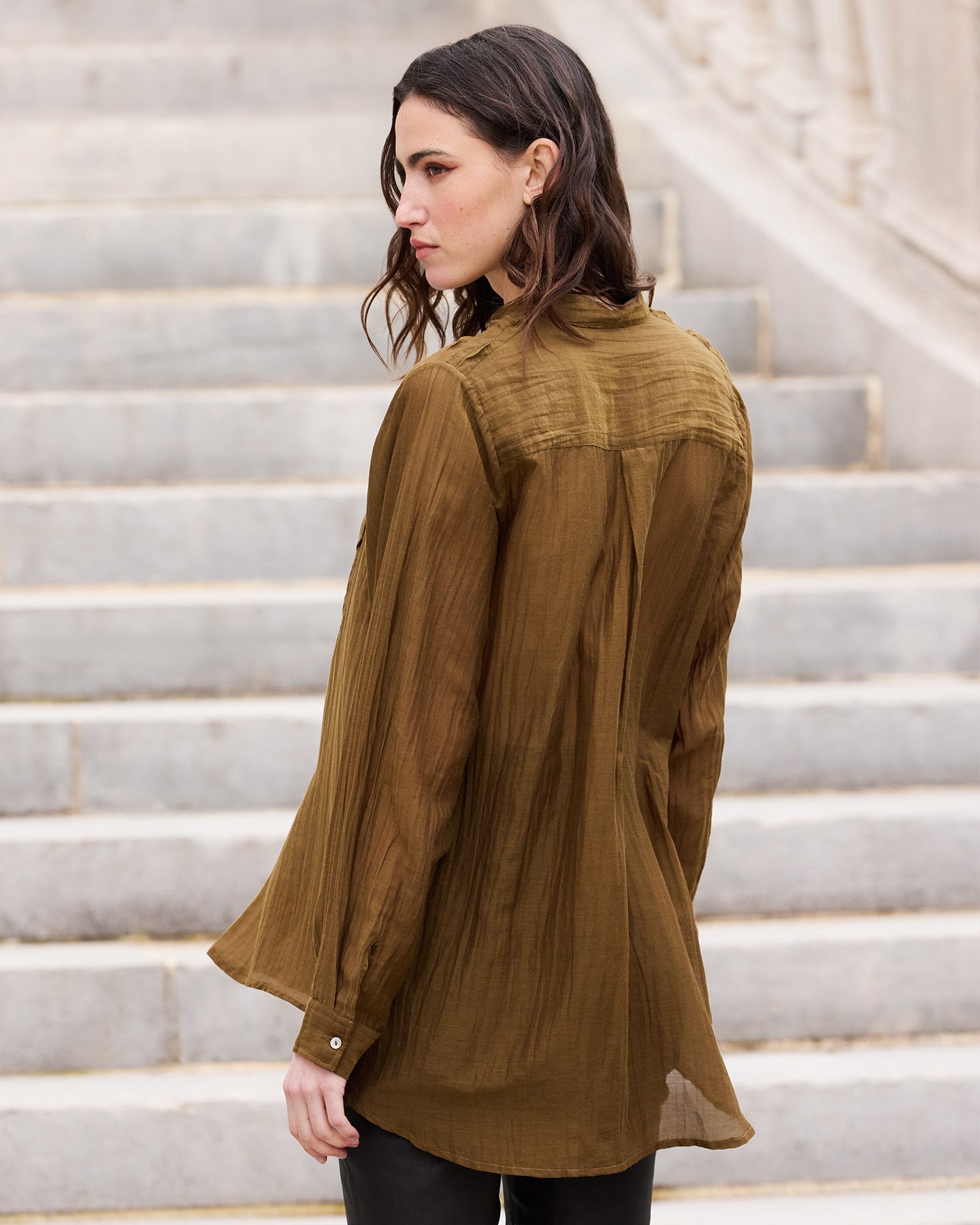 Chemise Lenny - Marron : Blouse chemise en gaze de coton et soie kaki Mes Demoiselles