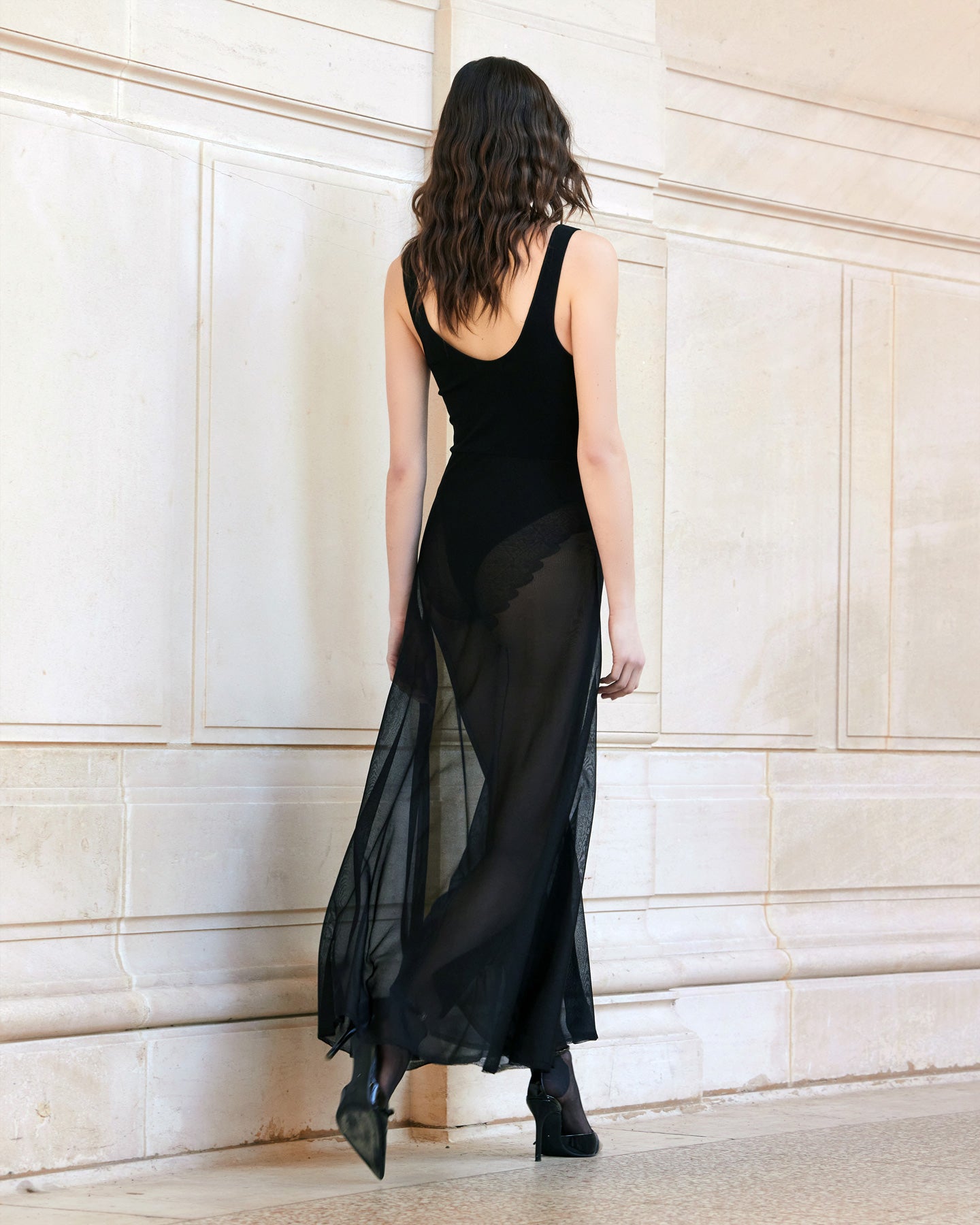 Robe Lilio - Noir : Robe délicate avec body intégré et fil transparent noir Mes Demoiselles