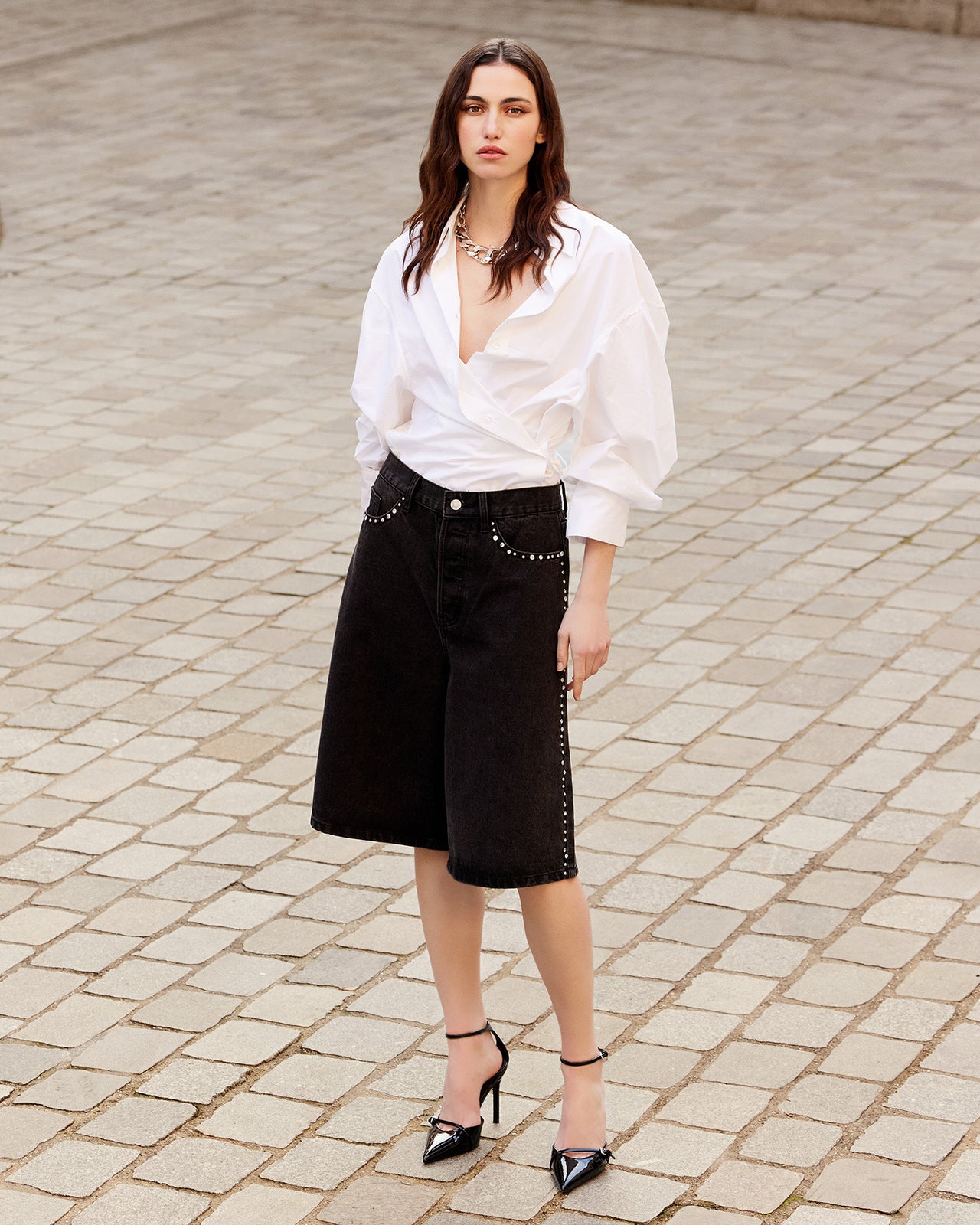 Bermuda long en denim noir et pièces argentés : Jupes & shorts Mes Demoiselles - Image 1