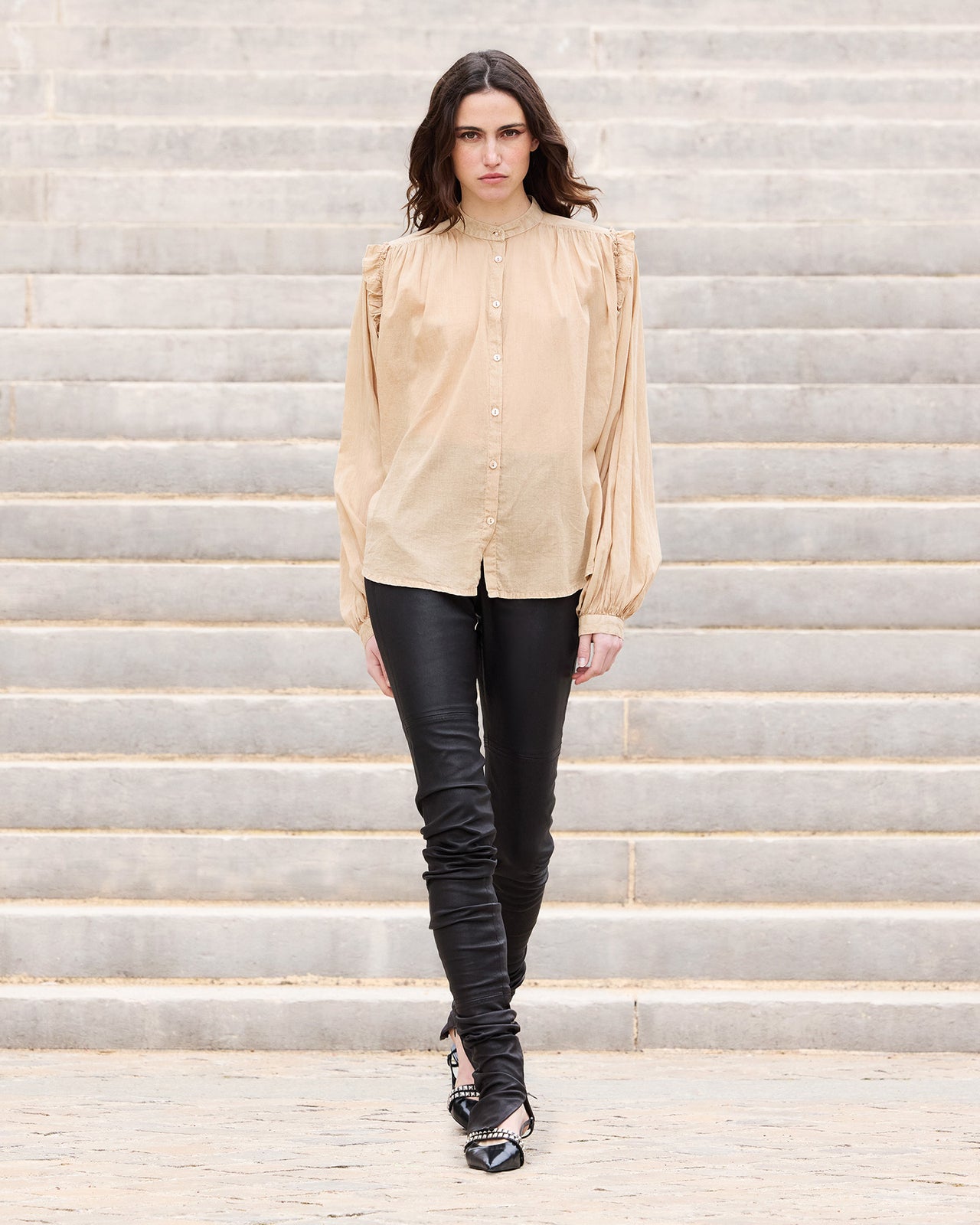 Chemise douce beige en voile de coton - Chemises & tops Mes Demoiselles - Image 1