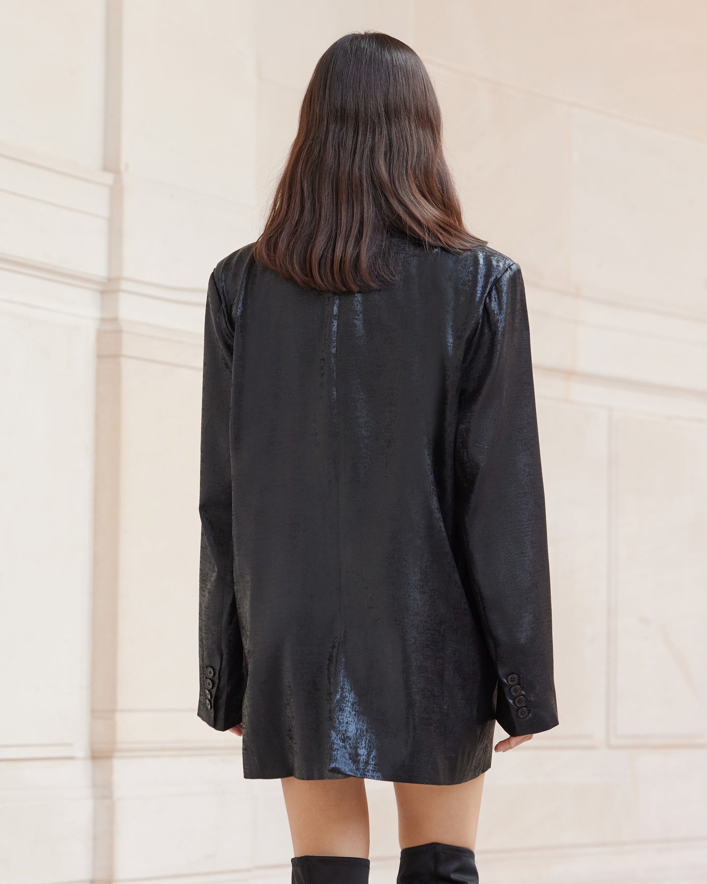 Veste Siane - Noir : Veste souple et oversize noir en velvet brillant Mes Demoiselles