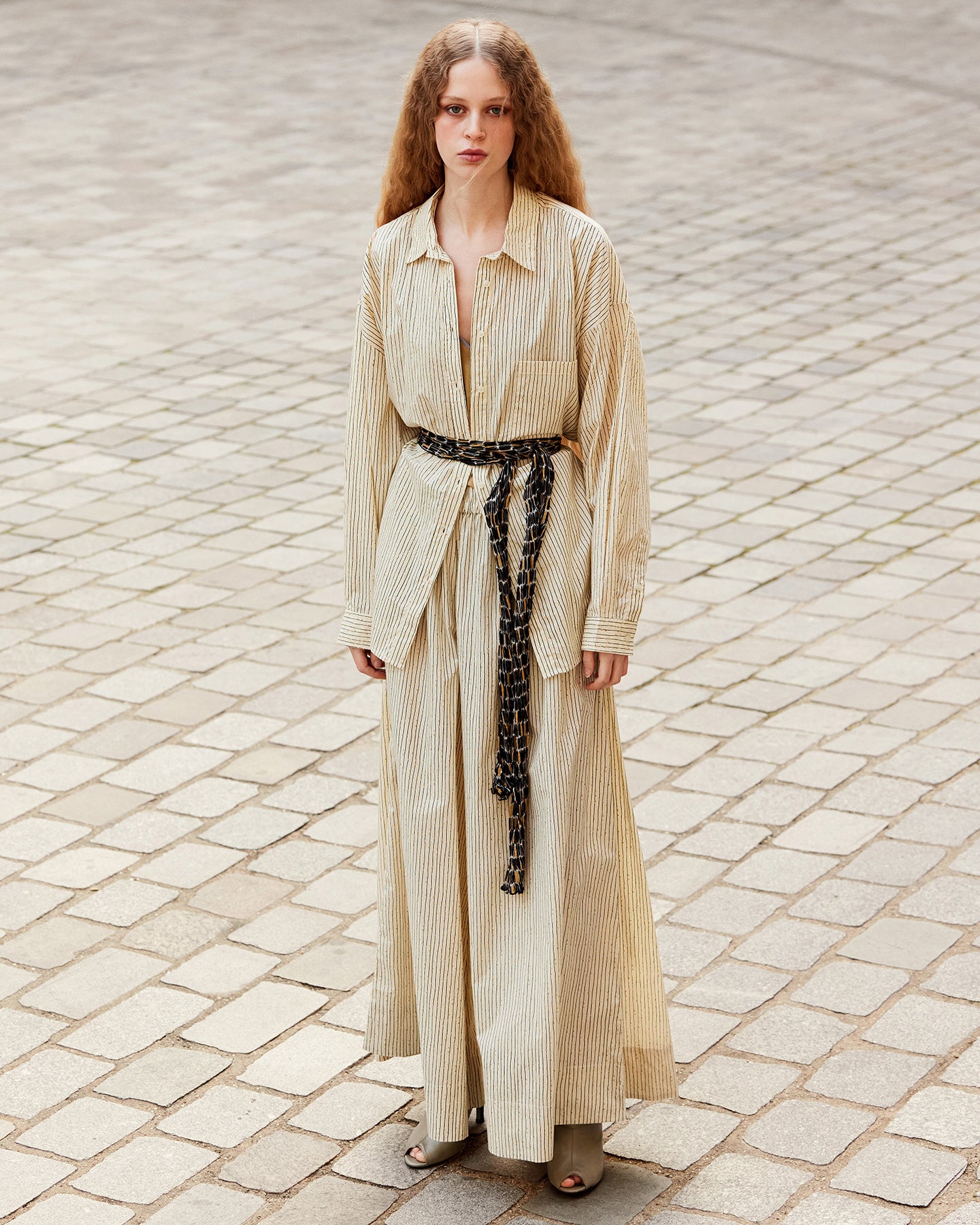Chemise en popeline de coton beige et rayures noir et gold - Chemises & tops Mes Demoiselles