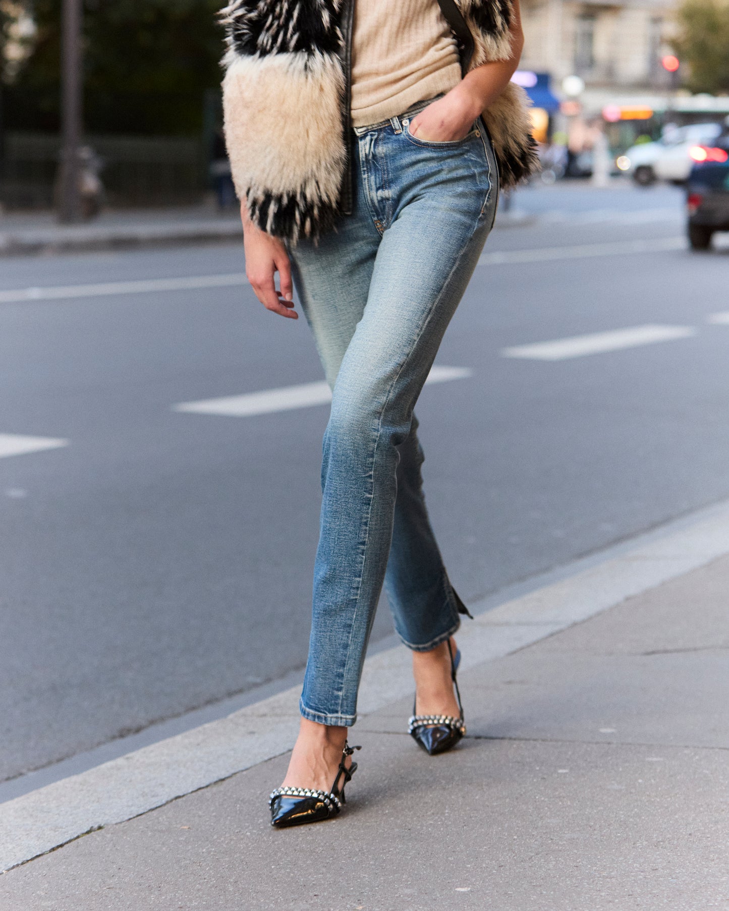 Pantalon Taylor - Bleu Jeans : Jean droit en denim bleu délavé à fentes intérieures Mes Demoiselles