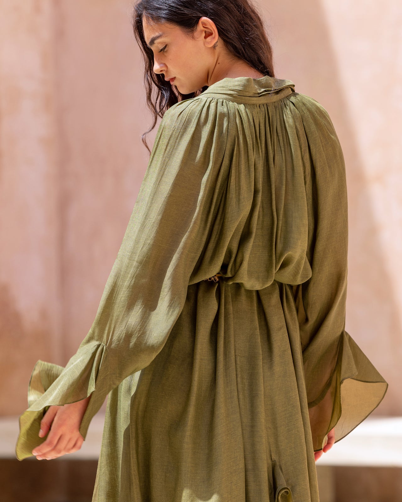 Robe Frelly - Vert : Robe longue en viscose satinée vert kaki Mes Demoiselles - Image 6