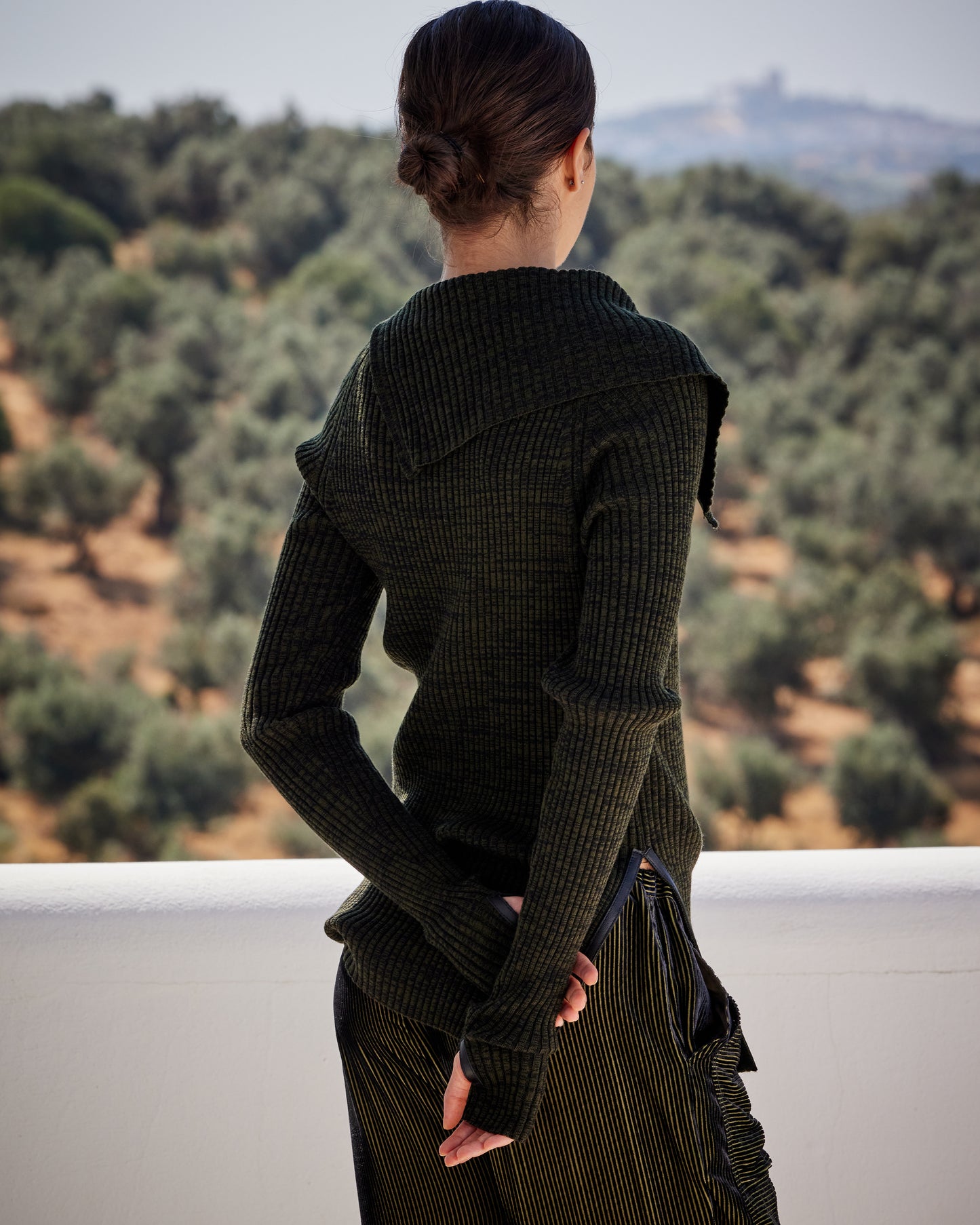 Pull Hobson - Kaki : Pull en laine mérinos et finitions cuir - Kaki Mes Demoiselles