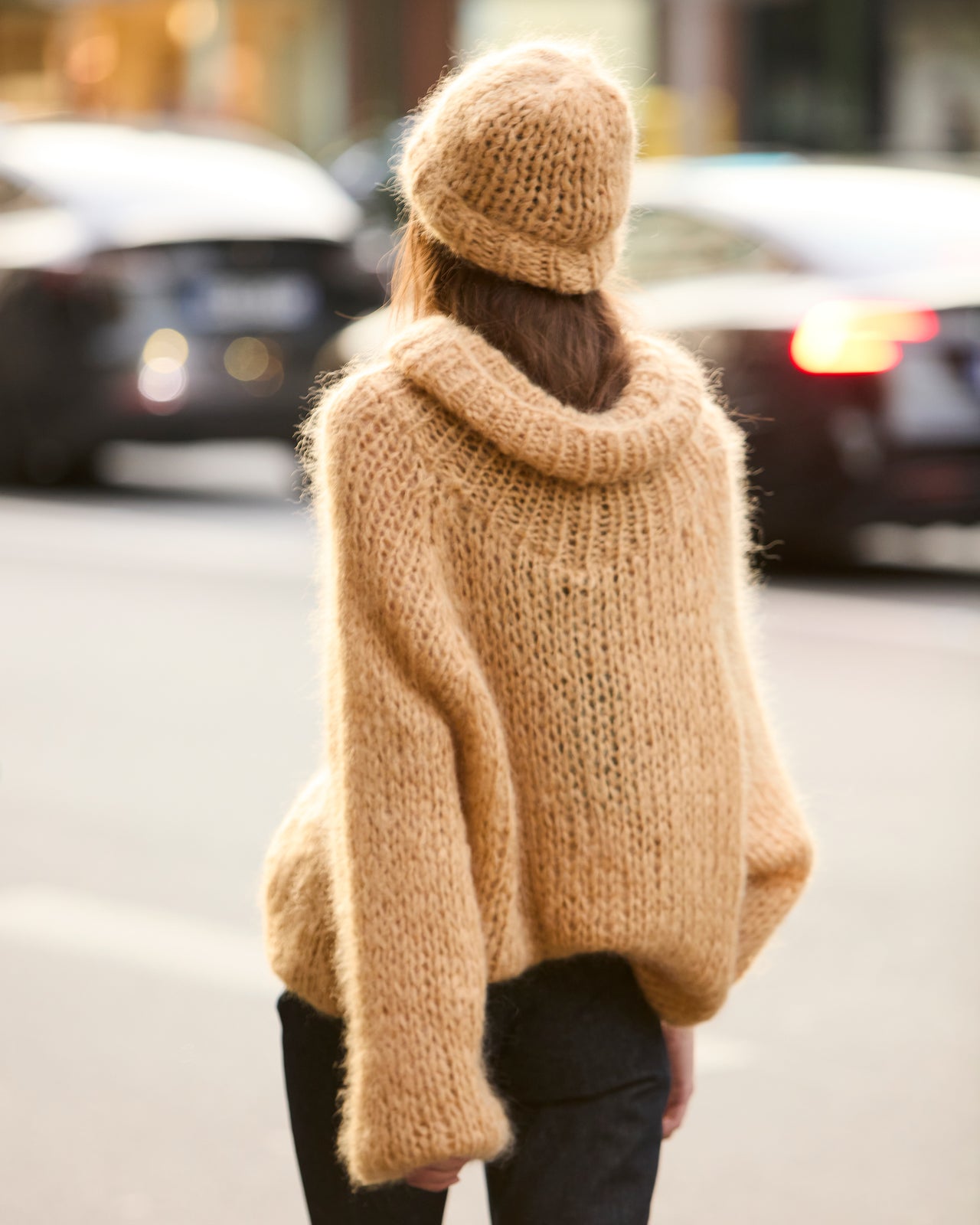 Pull oversize en mohair – Beige - Pulls & gilets Mes Demoiselles - Image 5