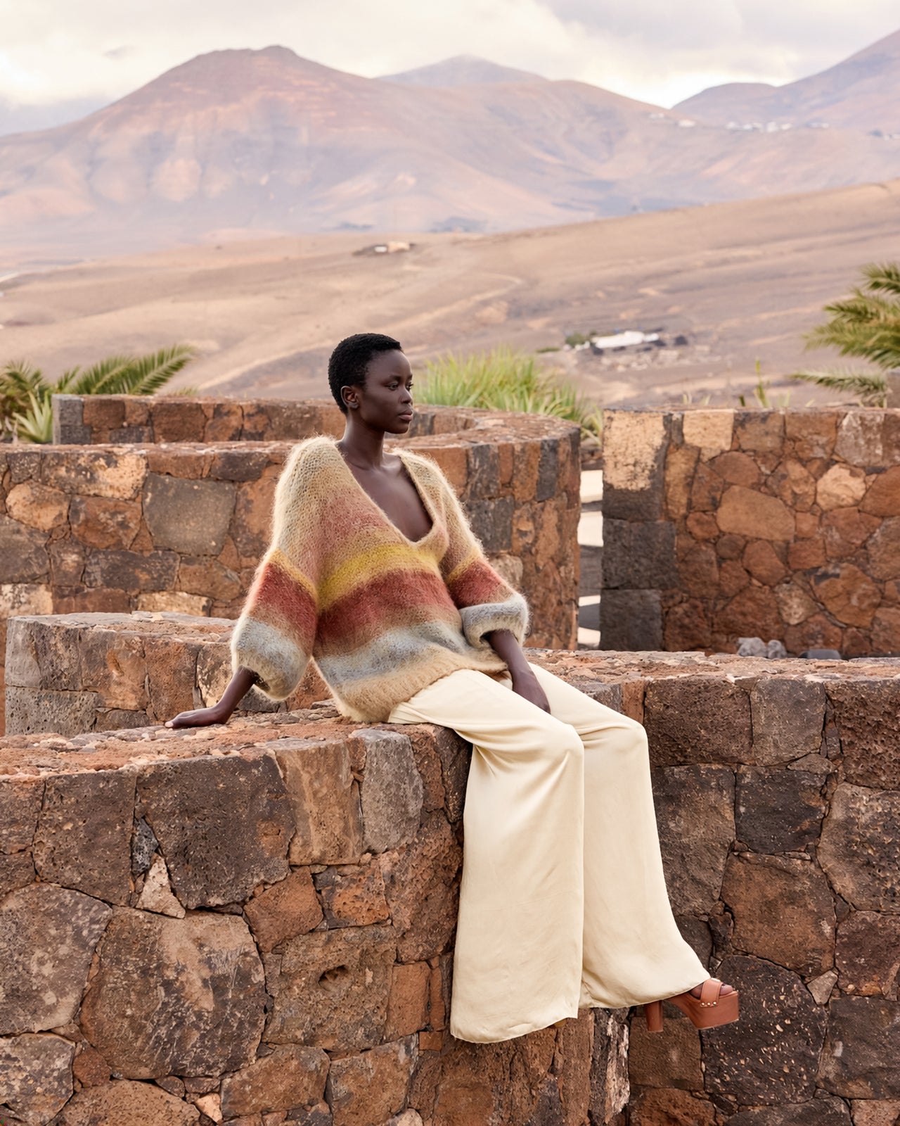 Pantalon Coucou - Écru : Pantalon large en viscose satinée – Ivoire Mes Demoiselles - Image 4