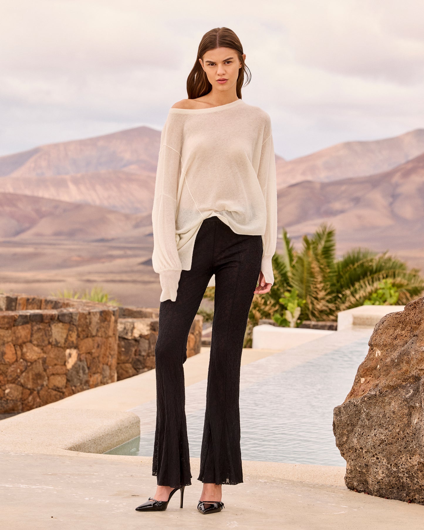 Pantalon évasé en dentelle jacquard – Noir - Pantalons & combinaisons Mes Demoiselles