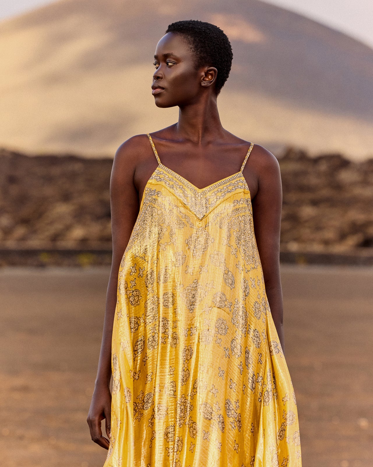 Robe Grim - Jaune - Image 3