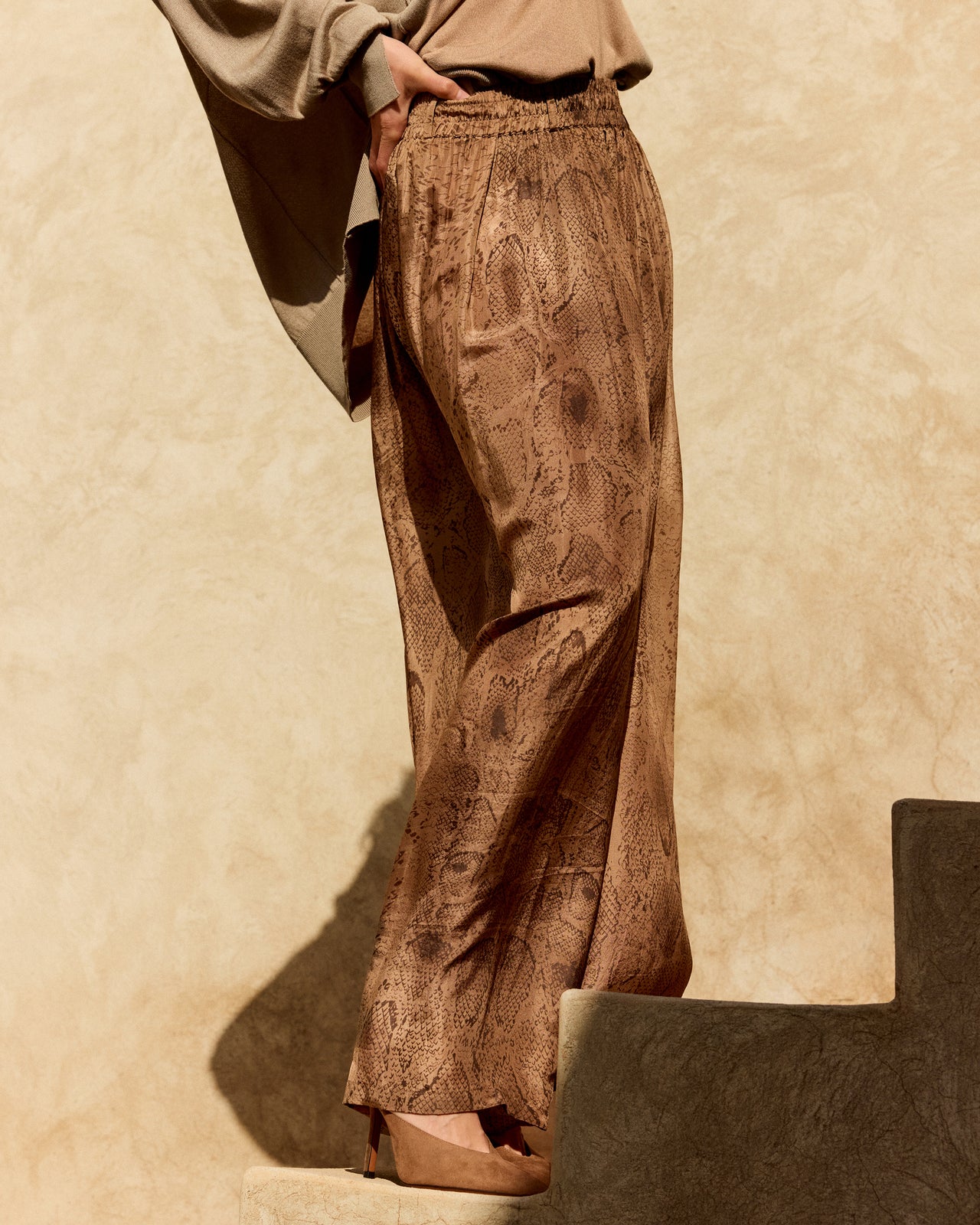 Tora Pants - Brown - Image 5
