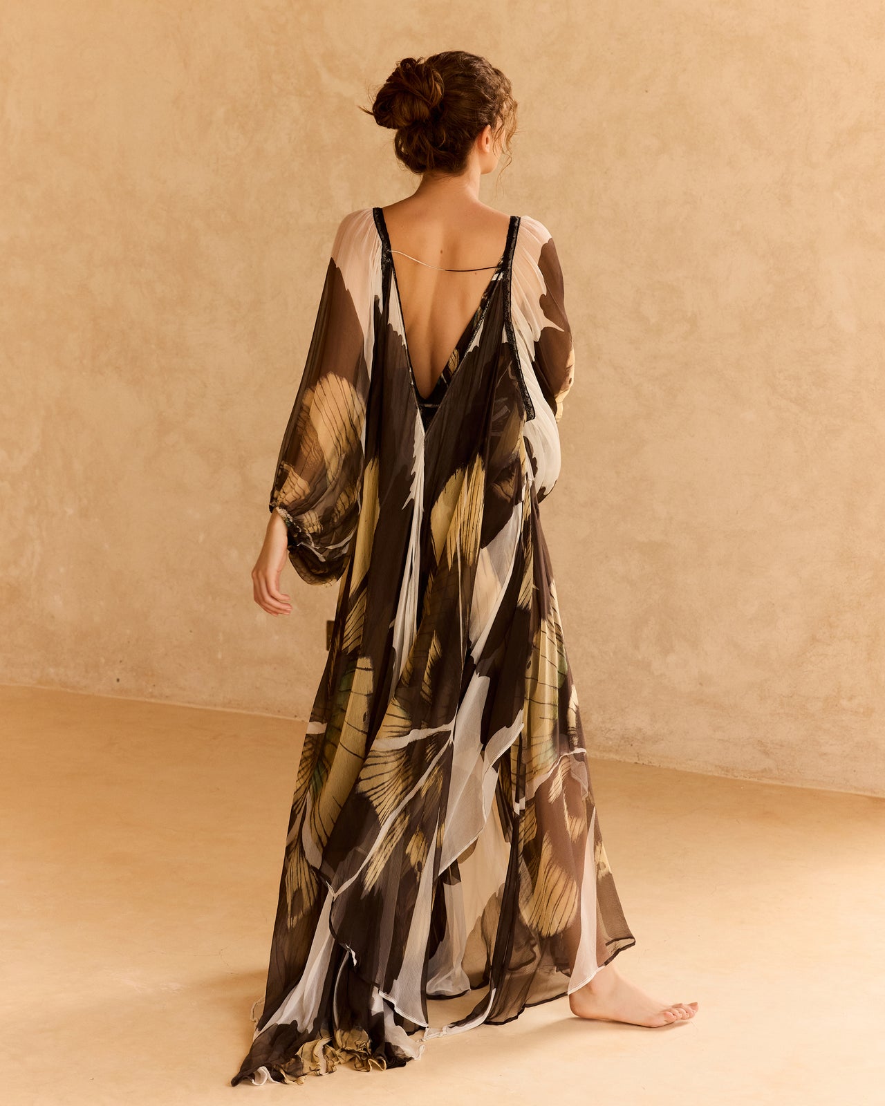Robe Pucha - Noir & Blanc - Image 14