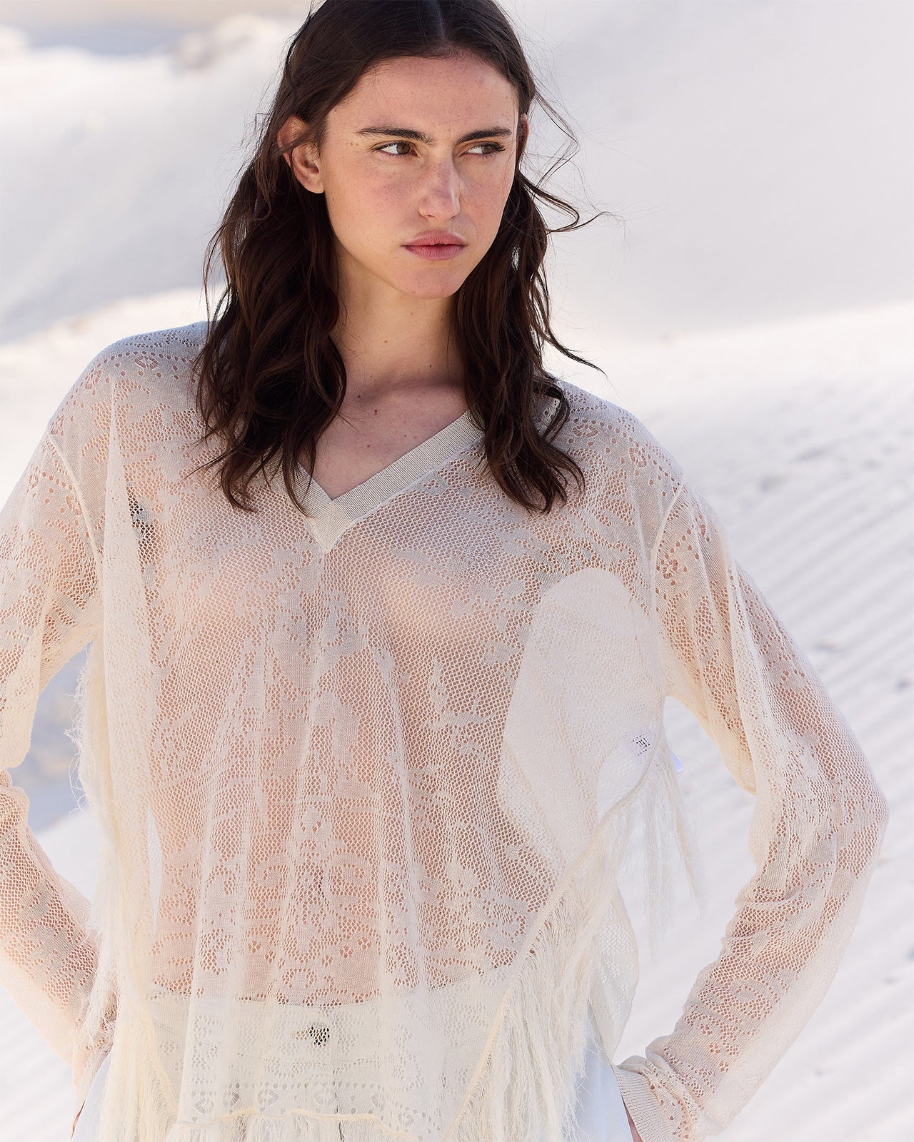 Pull Birpal - Beige : Pull façon poncho beige en pointelle et dentelle ajourée Mes Demoiselles - Image 4