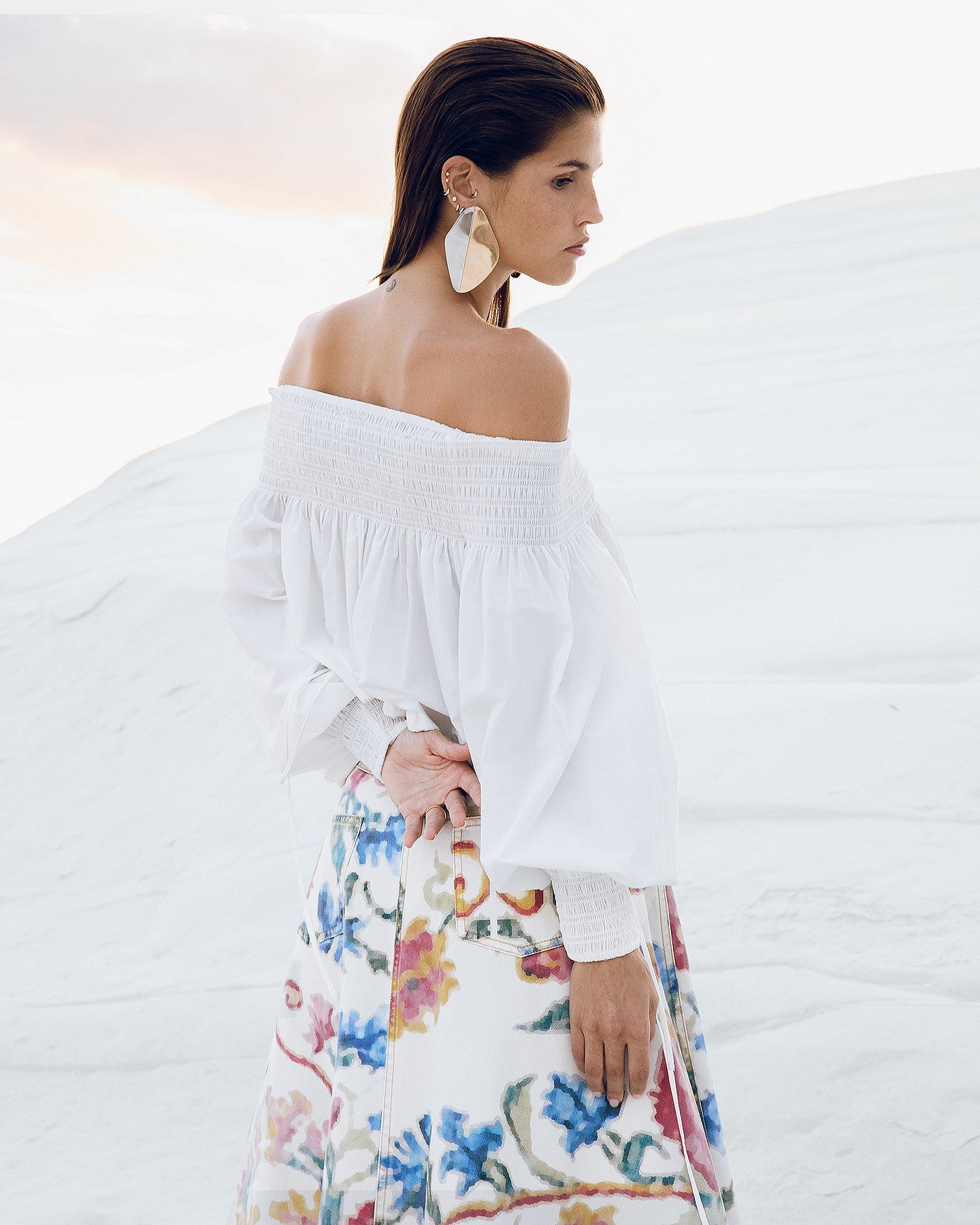 Top en popeline de coton blanche encolure smockée - Chemises & tops Mes Demoiselles