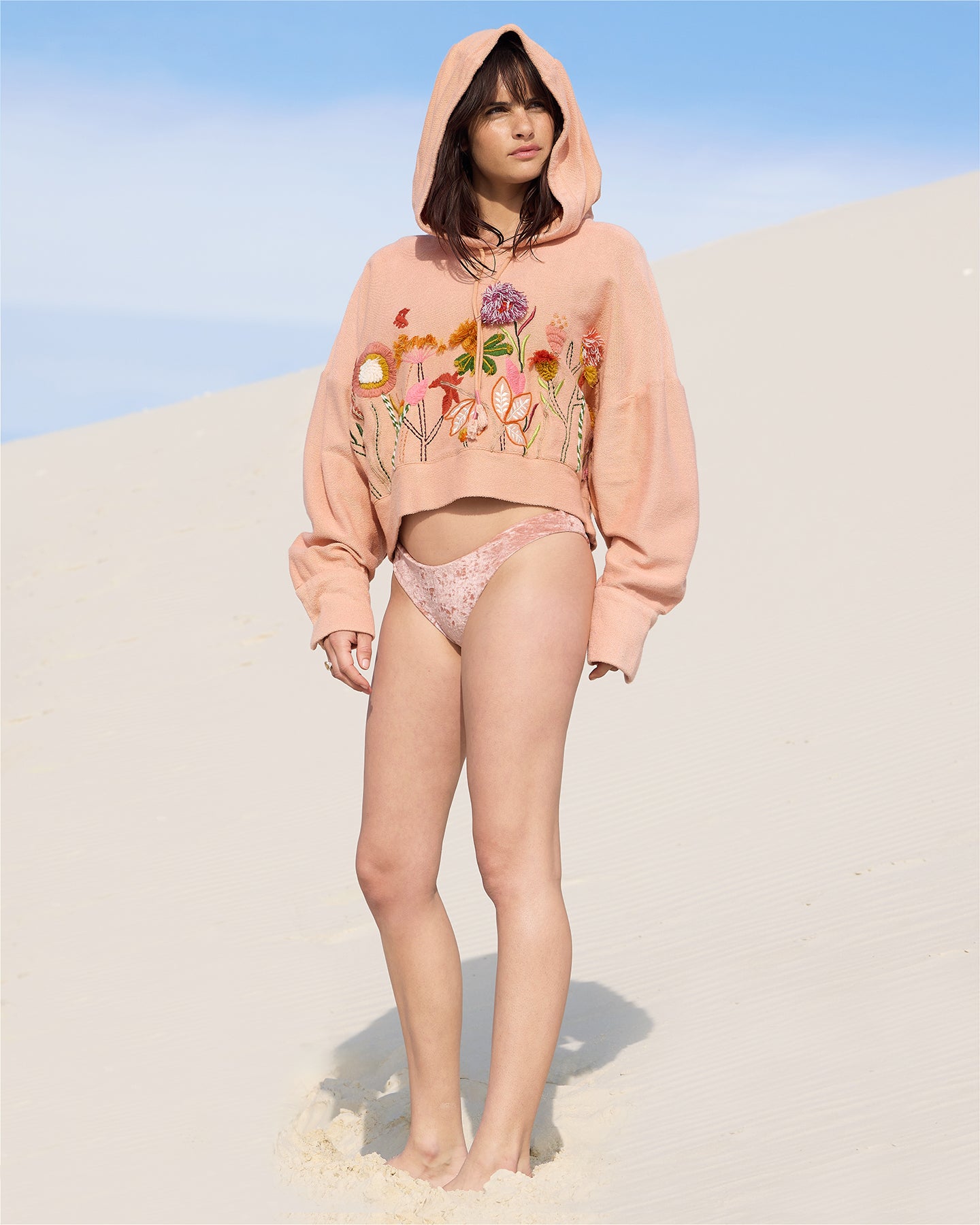 Sweat shirt rose poudré avec broderies florales - Pulls & gilets Mes Demoiselles