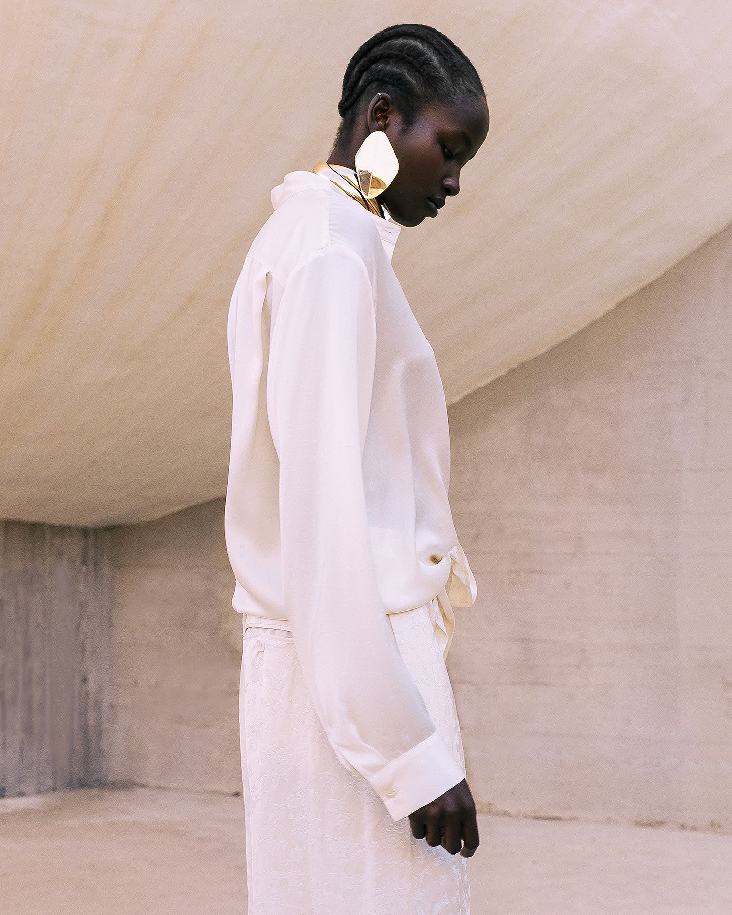 Chemise Silveness - Ivoire : Chemise en satin de soie ivoire aux lignes épurées Mes Demoiselles