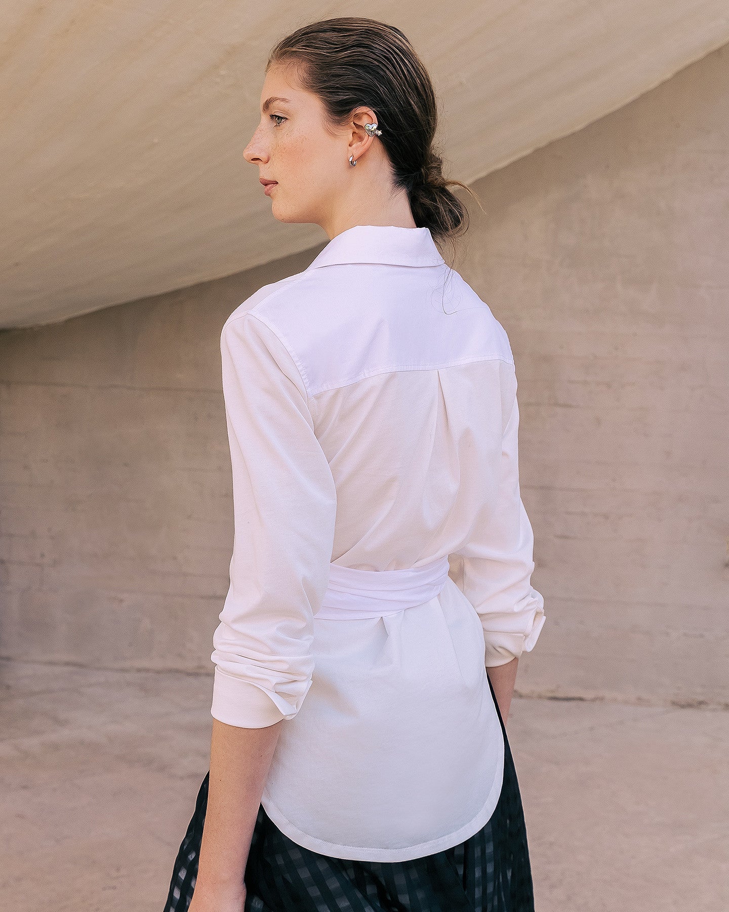 Chemise Violette - Blanc : Dualité des cotons pour cette chemise croisée blanche Mes Demoiselles