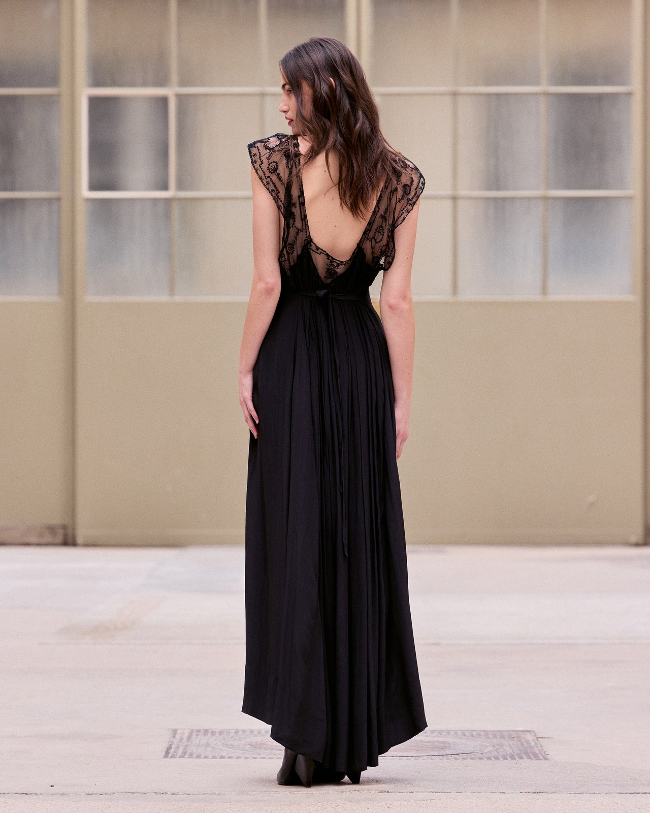 Robe Inna - Noir - Image 7