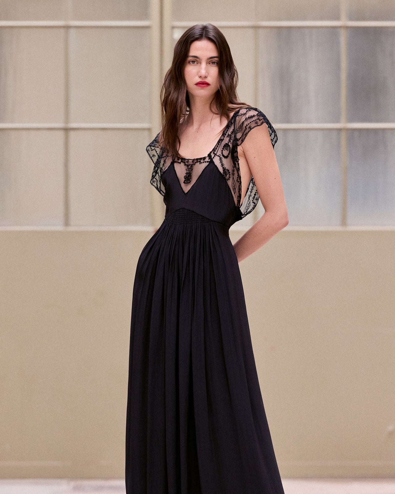 Robe Inna - Noir - Image 8