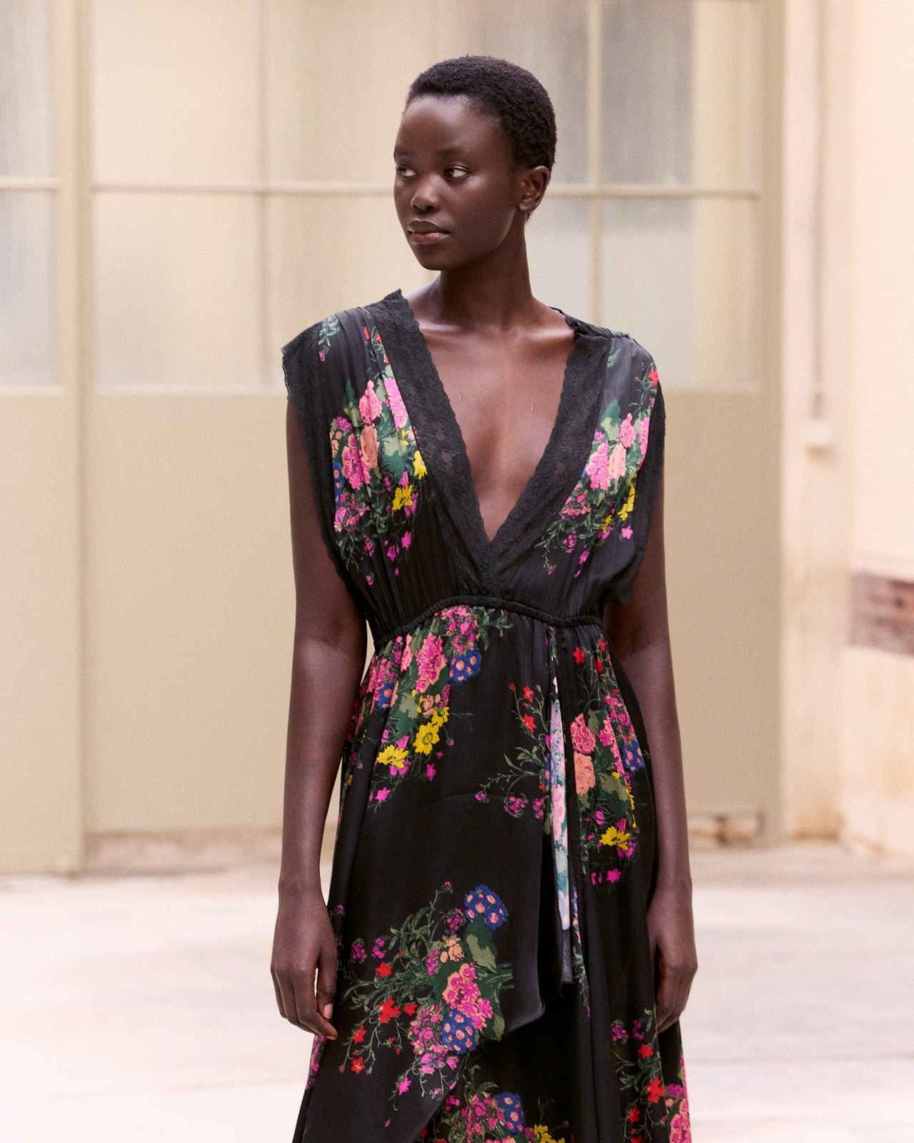 Robe Pali - Noir - Image 4