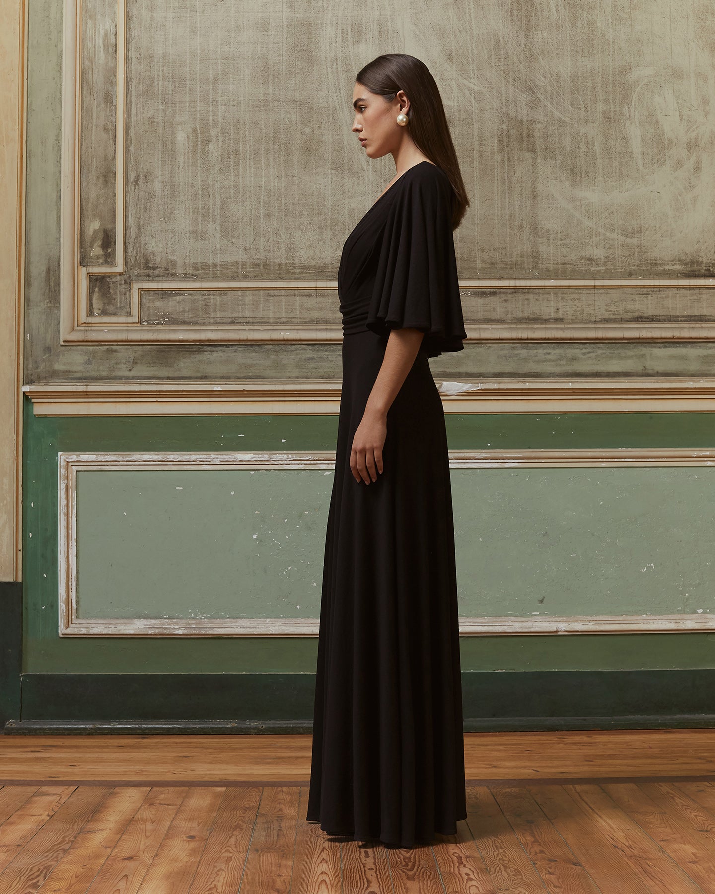 Robe noire longue et sensuelle - Robes Mes Demoiselles