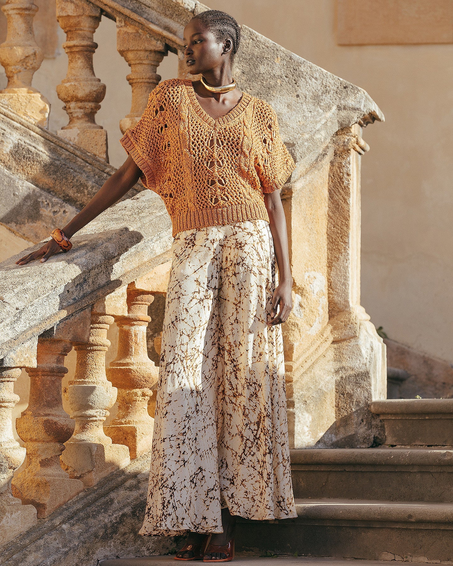 Tricot en tissage ajouré ocre - Pulls & gilets Mes Demoiselles