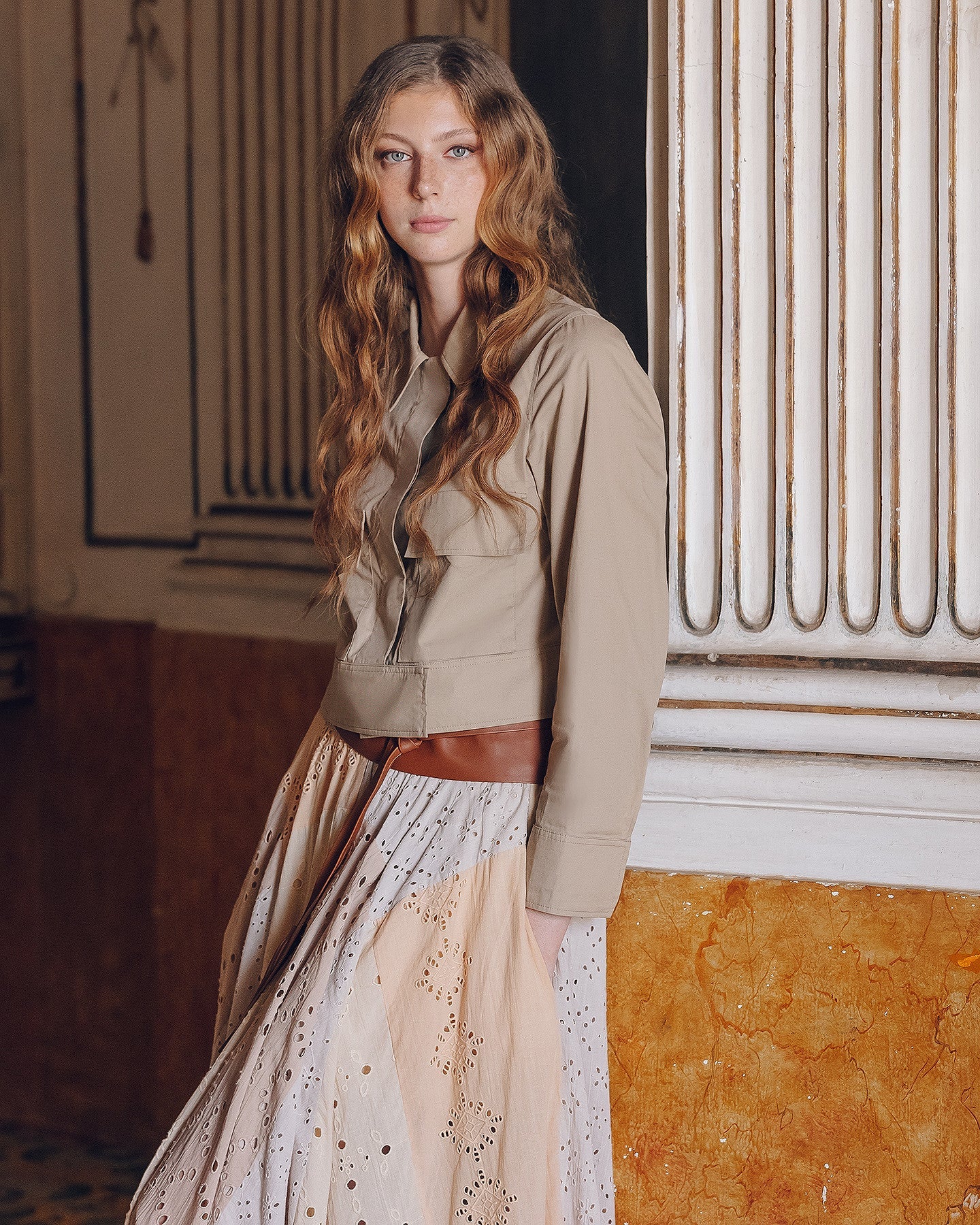 Veste Pinell - Sable : Blouson court sable en popeline de coton craquante Mes Demoiselles
